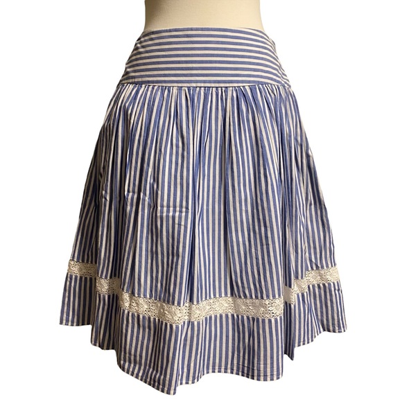 American Living blue stripe crochet skirt size 6 - Picture 4 of 4